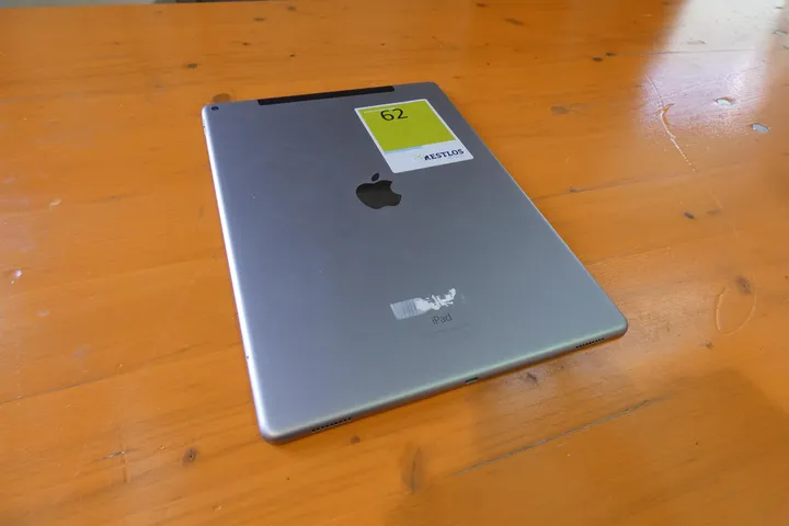 Apple - iPad Modell: A1652